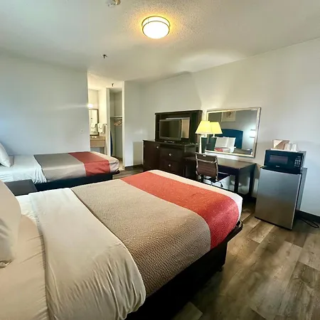 Red Carpet Inn Norwalk Exterior photo